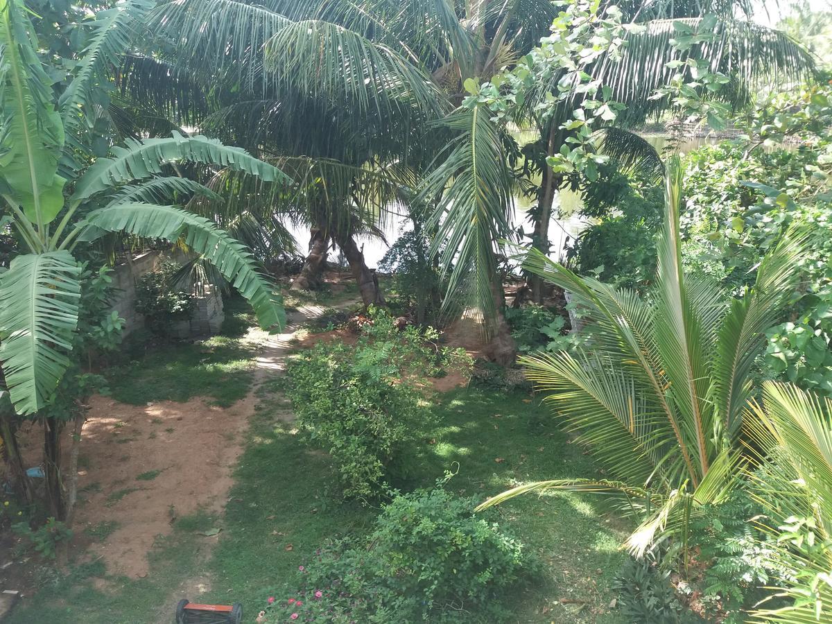 Ishitha Homestay Tangalle Bagian luar foto